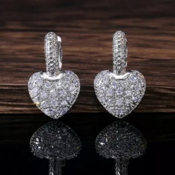 NEW Diamond 💎 Sterling Silver Drop Earrings - Picture 1 of 5
